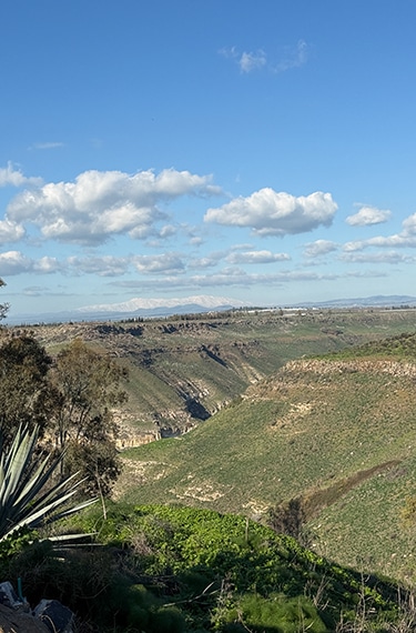 תצפית נחל אל על וברקע החרמון